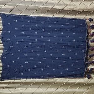 EUC- 100% Silk Embroidered/Sequined Pashmina Wrap w/Beaded Tassle